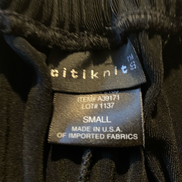 Citiiknits Woman’s Black Pants Size Dmall - Picture 6 of 7